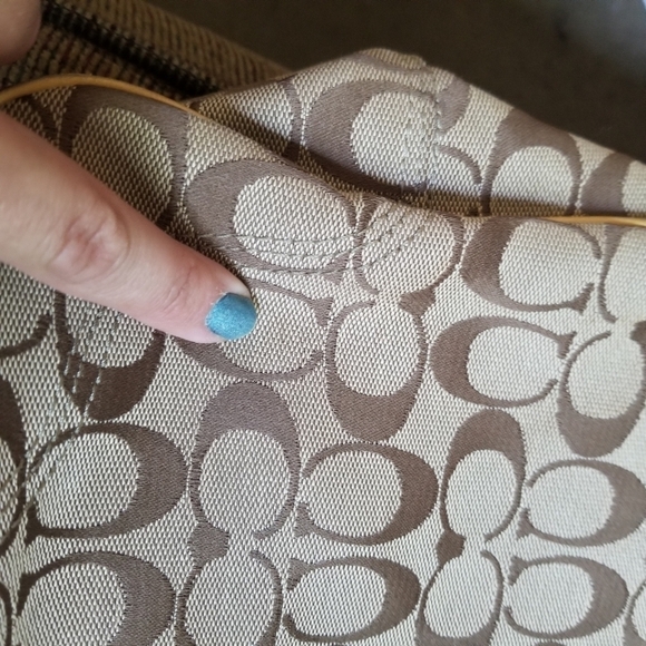 Coach Hampton Nancy zebra signature canvas tote tan - Picture 10 of 13